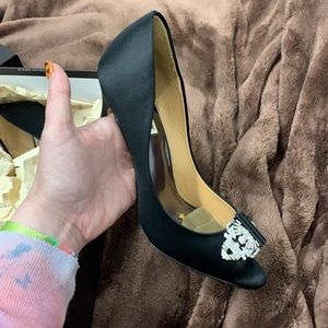 Badgley Mischka “Davida” 8.5 Great Condition.  Black Satin